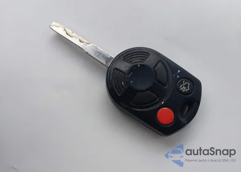 2015 Ford Focus Se z USA, uszkodzony, nr VIN 1FADP3K2XFL319853